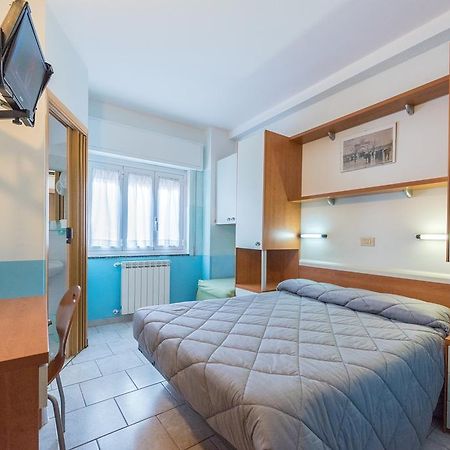 Hotel Santa Maria Финале Лигуре Екстериор снимка