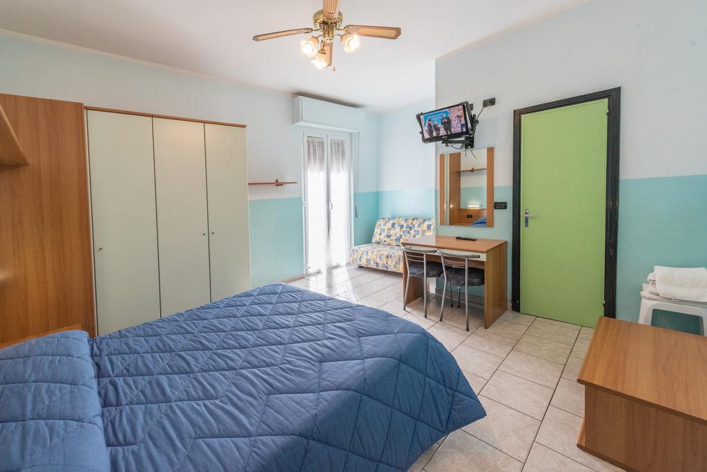 Hotel Santa Maria Финале Лигуре Екстериор снимка
